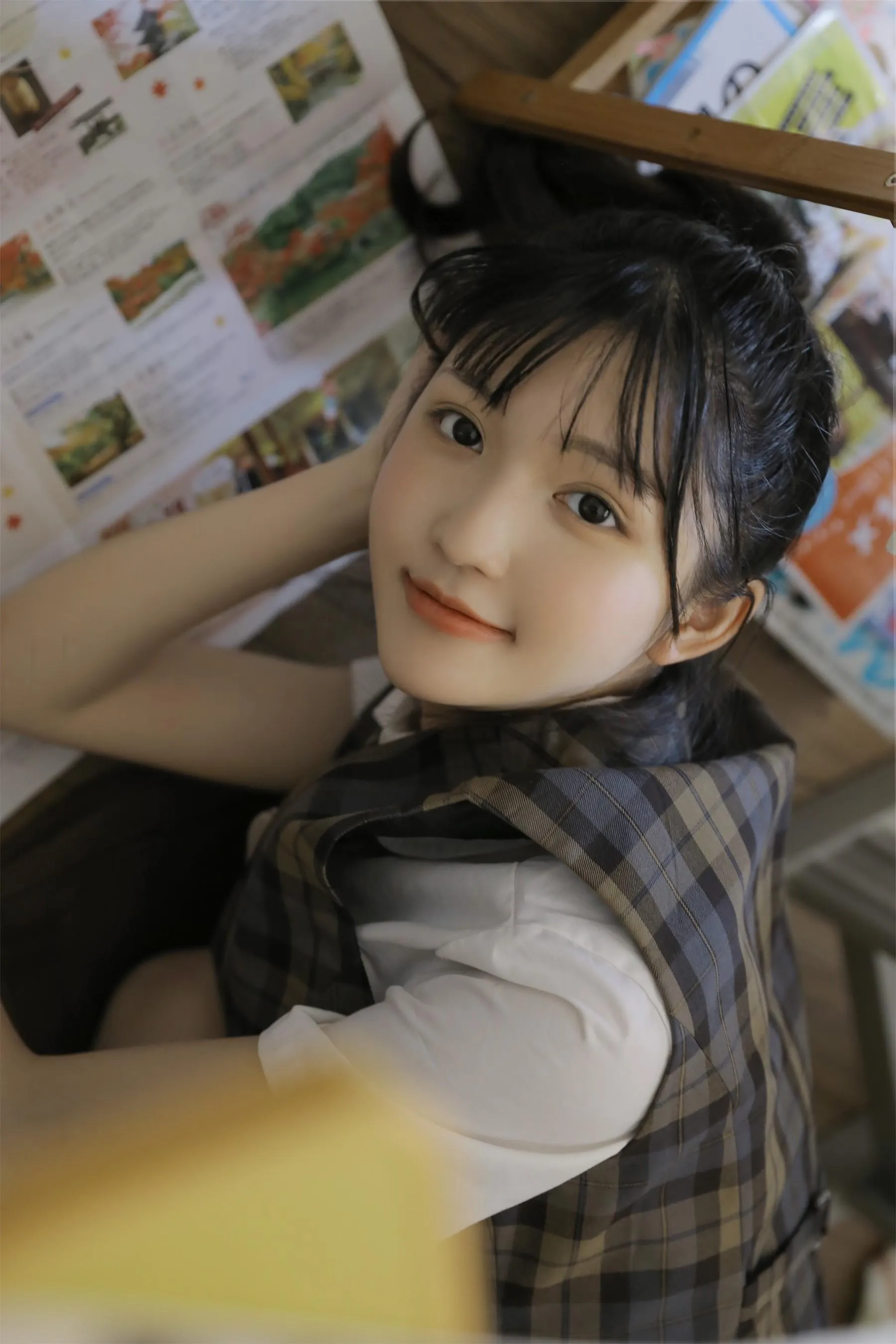 [艺图语] 2022.06.29 高校女生 金迪-Vivian [22P]插图2